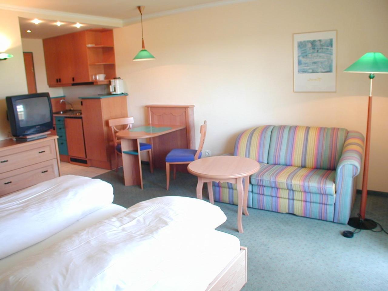 Kurhotel Wuerdinger Hof Bad Füssing エクステリア 写真